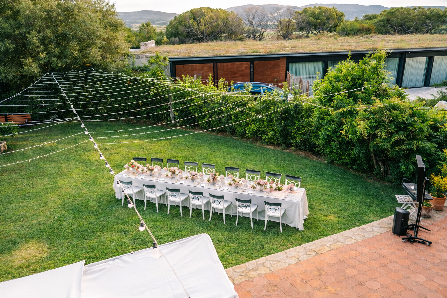 pexels-alinaskazka-15120600